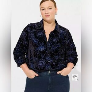 TORRID Madison Velvet Burnout Button Up Shirt Women’s Size 2X NEW Black Blue